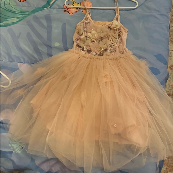 Strawberry field TUTU de monde dry cleaned only - Picture 5 of 5